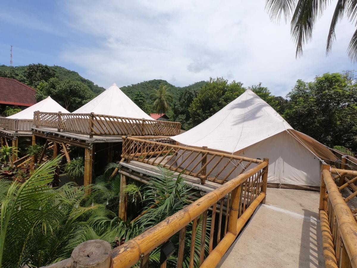 Glamping Due Amici Hotell Palomino Exteriör bild