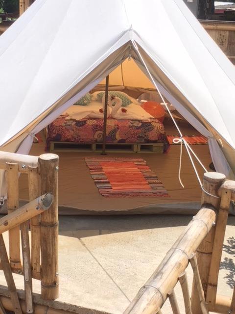Glamping Due Amici Hotell Palomino Exteriör bild