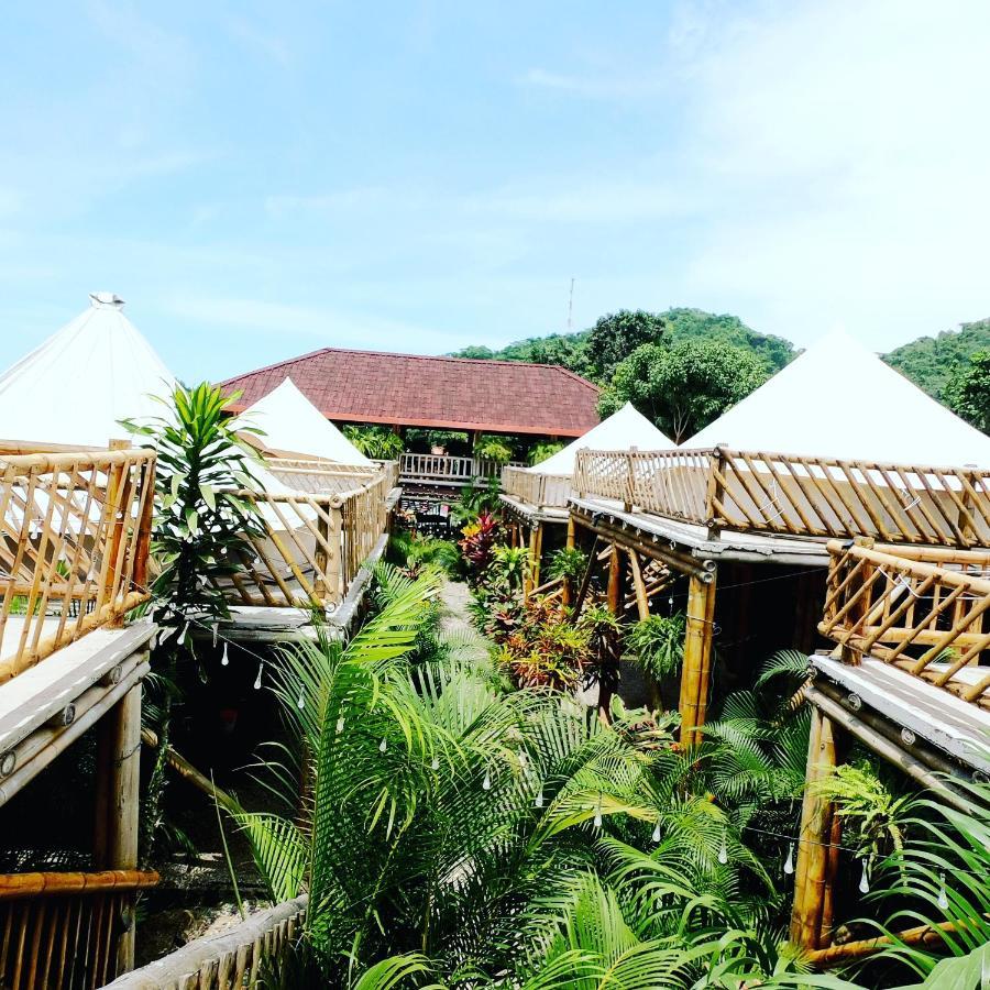 Glamping Due Amici Hotell Palomino Exteriör bild